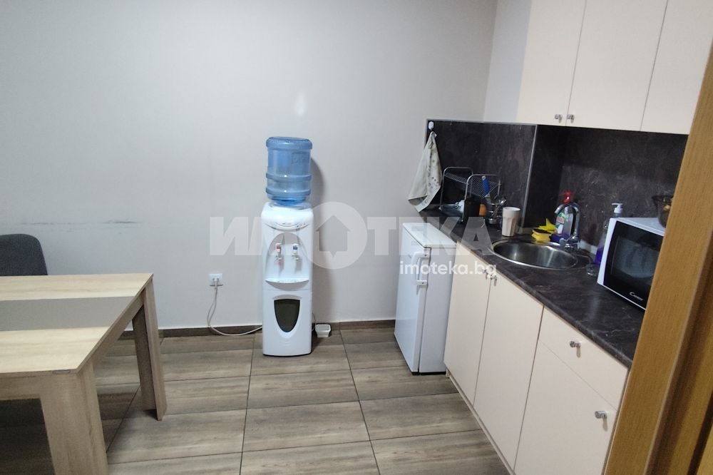 Продава ОФИС, гр. София, Гоце Делчев, снимка 3 - Офиси - 51199714