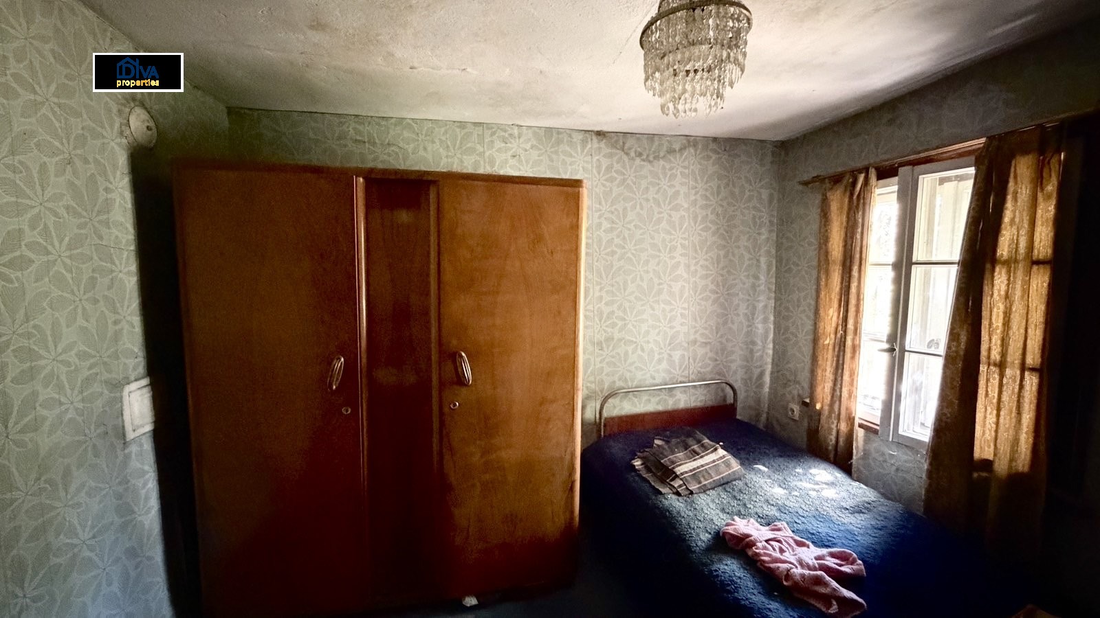 Продава КЪЩА, с. Злокучене, област София област, снимка 8 - Къщи - 55956725