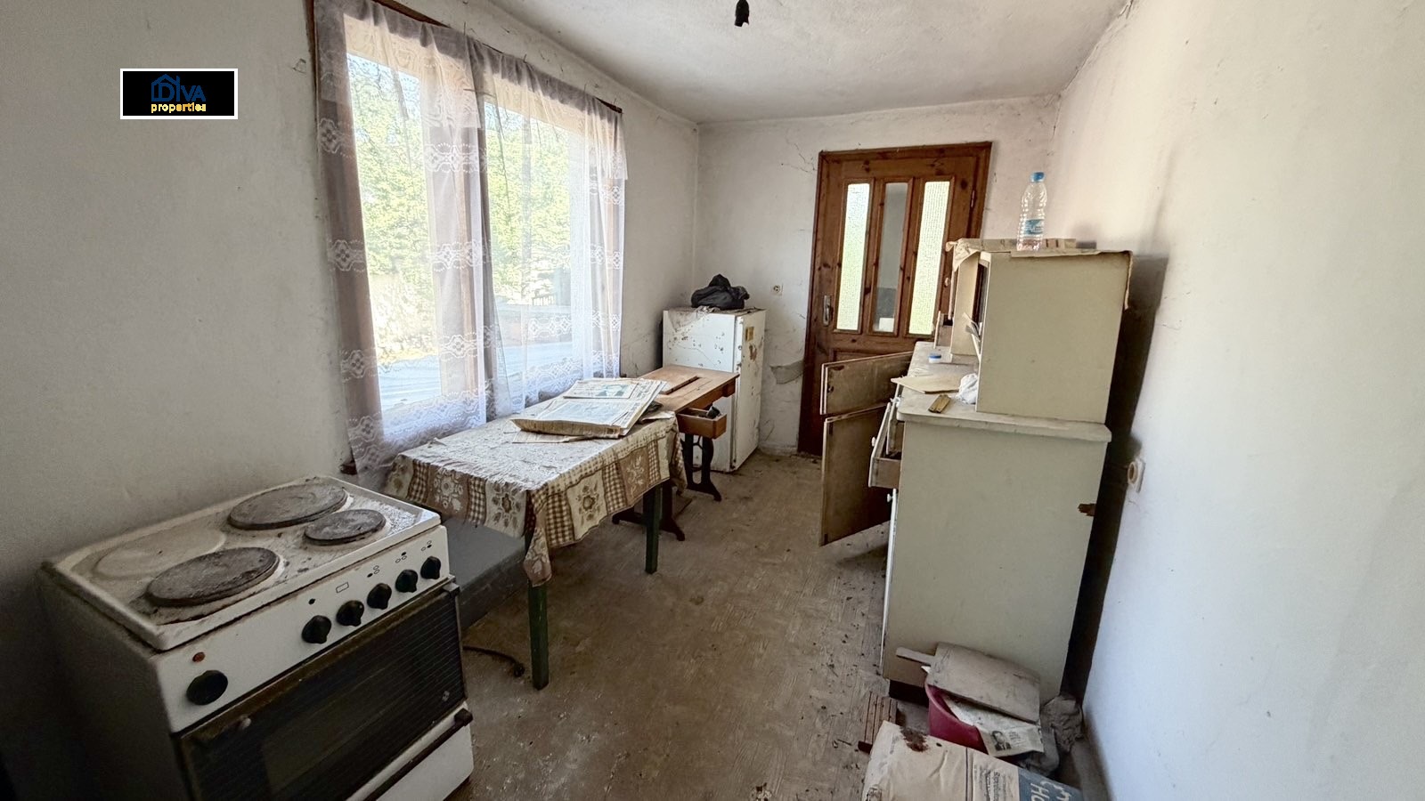 Продава КЪЩА, с. Злокучене, област София област, снимка 4 - Къщи - 55956725