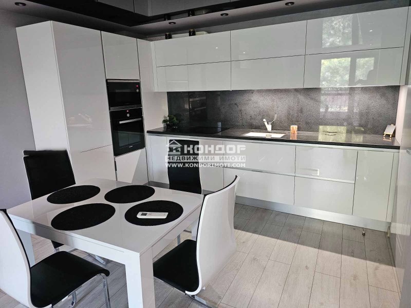 In vendita  2 camere da letto Plovdiv , Tsentar , 102 mq | 41162964 - Immagine [2]