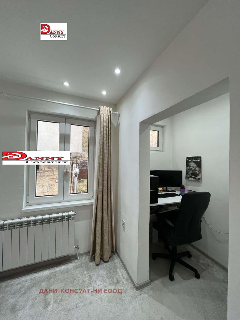 Продава МНОГОСТАЕН, гр. Велико Търново, Асенов, снимка 11 - Апартаменти - 53098392