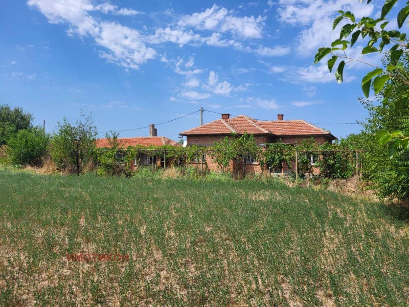 Продава  Къща област Сливен , с. Загорци , 100 кв.м | 80558544