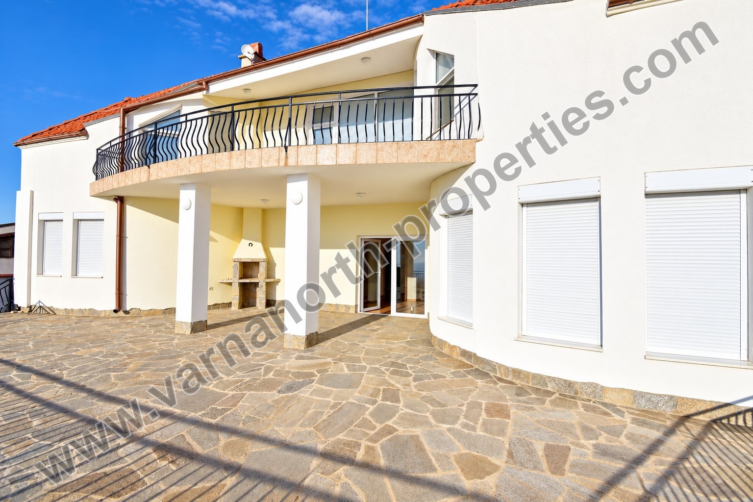 Продава КЪЩА, с. Топола, област Добрич, снимка 3 - Къщи - 52913126