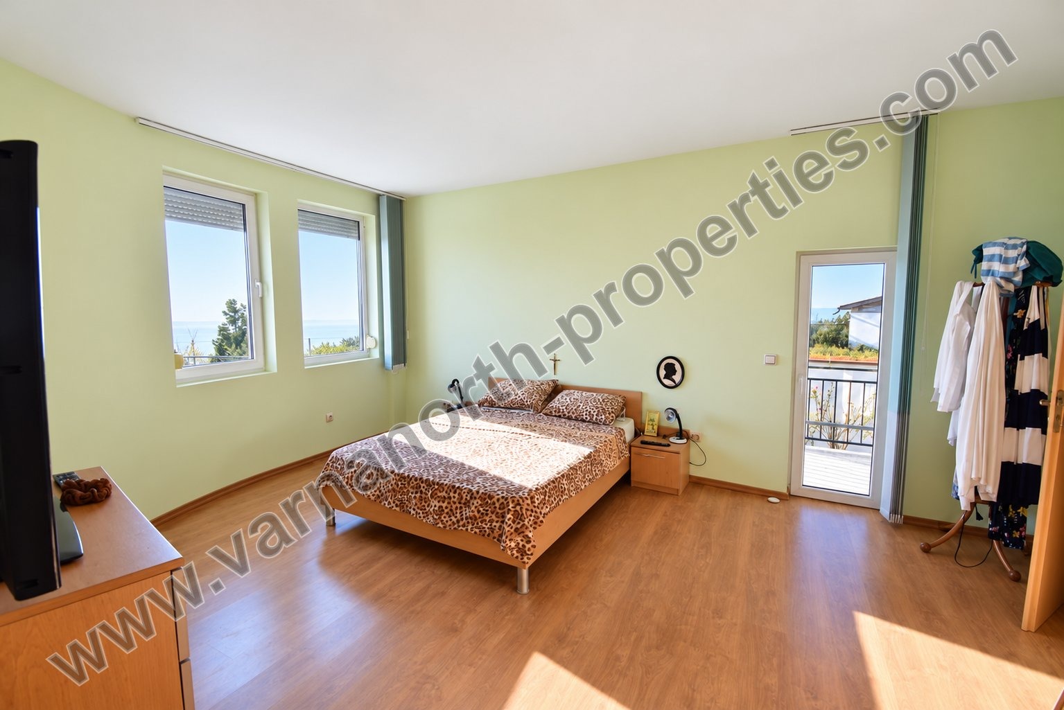 Продава КЪЩА, с. Топола, област Добрич, снимка 6 - Къщи - 52913126