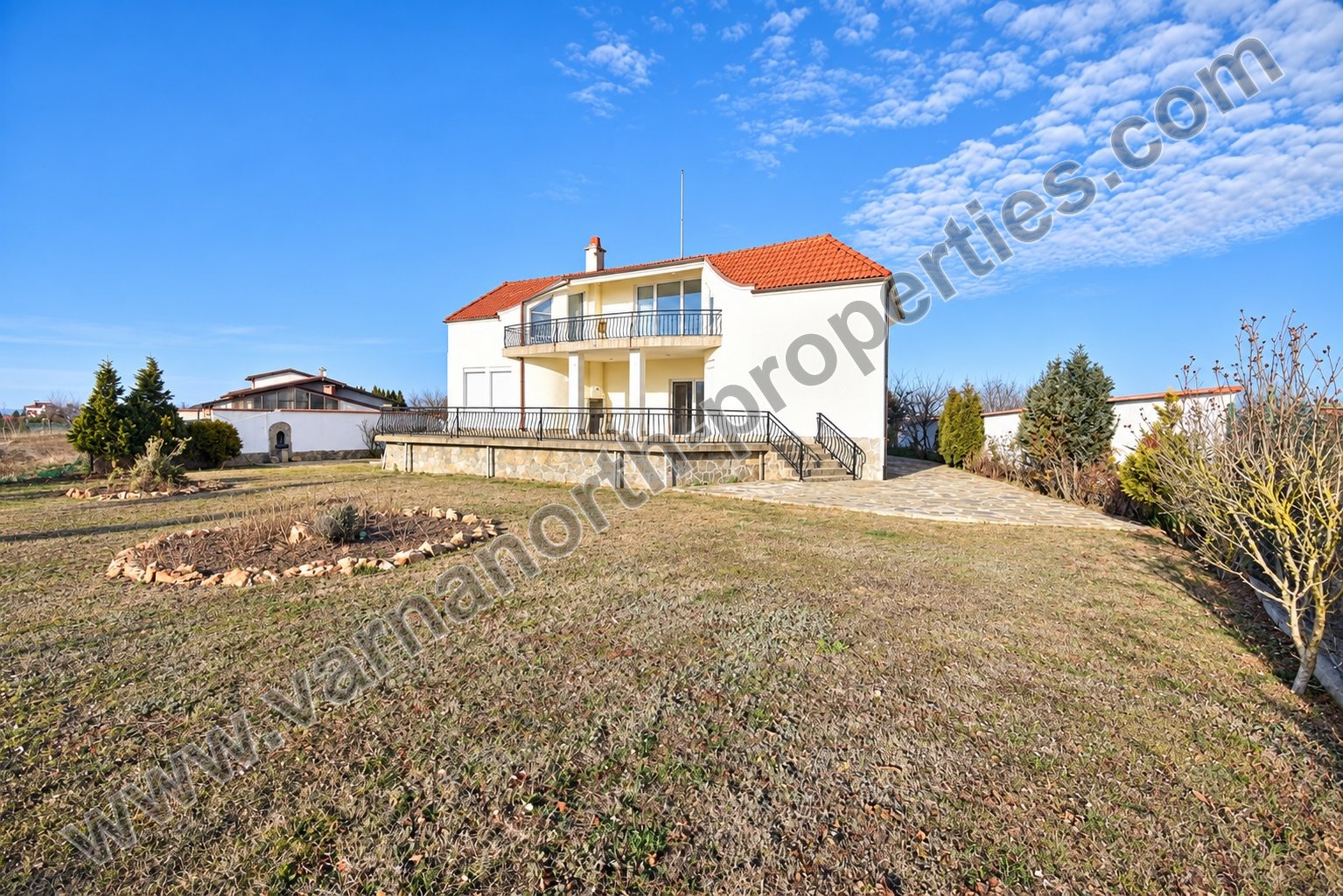 Продава КЪЩА, с. Топола, област Добрич, снимка 2 - Къщи - 52913126