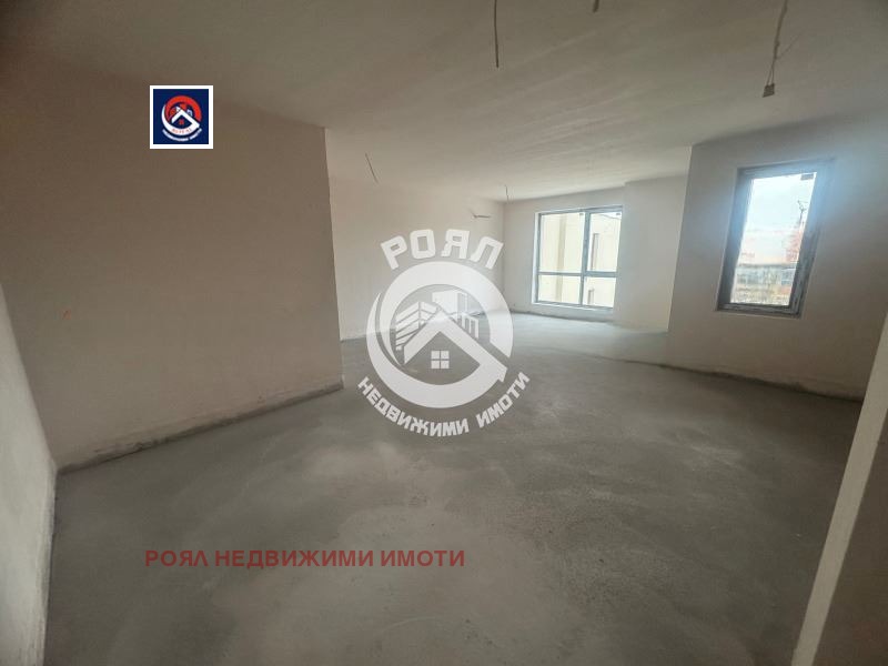 À venda  2 quartos Plovdiv , Karchiiaka , 121 m² | 73328183 - imagem [3]