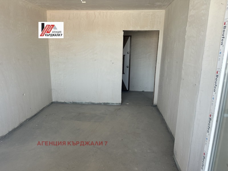 For Sale  2 bedroom Kardzhali , Vazrozhdentsi , 85 sq.m | 38775592 - image [6]