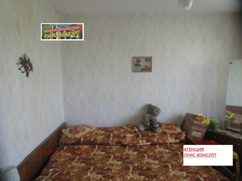 Продава 3-СТАЕН, град Монтана, Пъстрина • 225000 лв. / 115040.67 € • 38063952 1