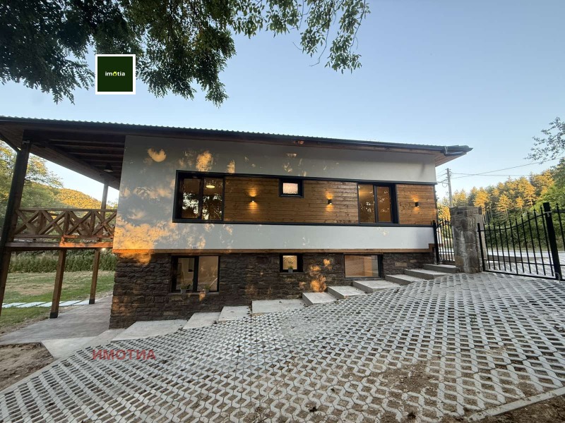 Til salg  Hus region Lovech , Troyan , 186 kvm | 99672002 - billede [2]