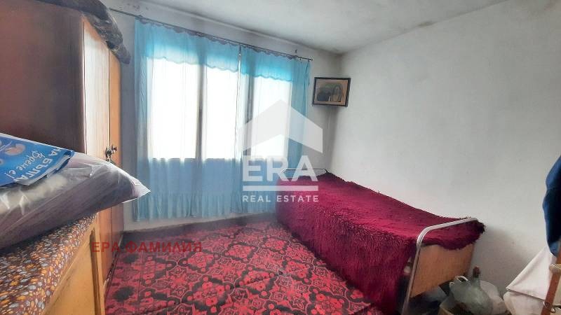 Продава КЪЩА, с. Чорул, област София област, снимка 7 - Къщи - 53888305