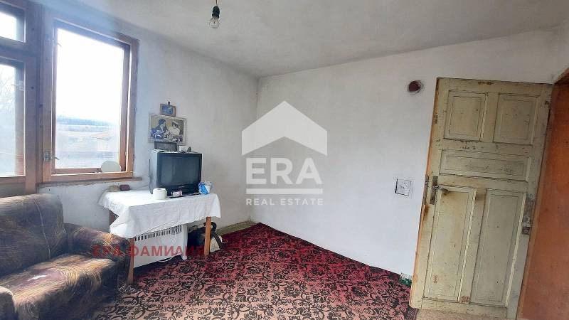 Продава КЪЩА, с. Чорул, област София област, снимка 11 - Къщи - 53888305