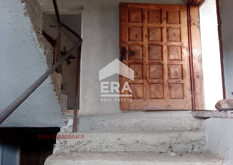 Продава КЪЩА, с. Чорул, област София област, снимка 6 - Къщи - 53888305