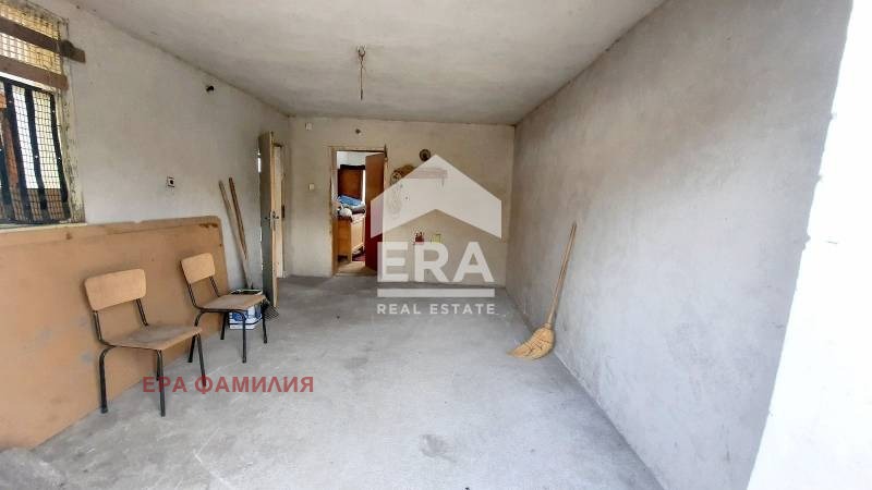 Продава КЪЩА, с. Чорул, област София област, снимка 5 - Къщи - 53888305