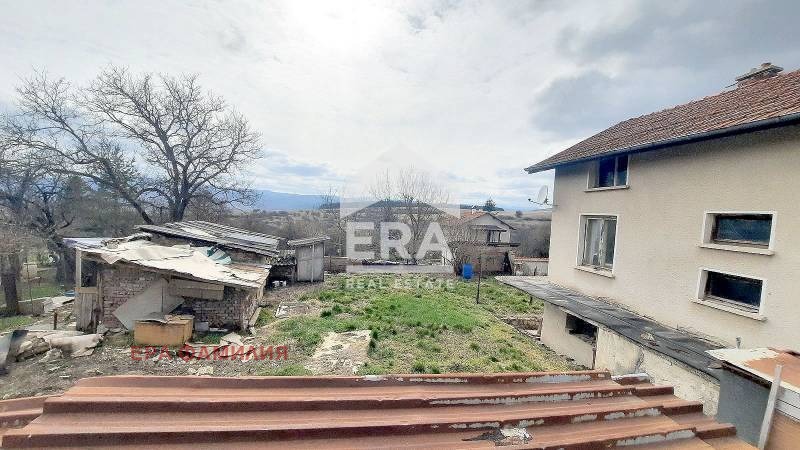 Продава КЪЩА, с. Чорул, област София област, снимка 2 - Къщи - 53888305
