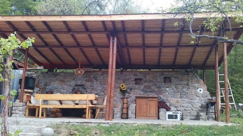 Продава ВИЛА, с. Лесковдол, област София област, снимка 2 - Вили - 52905744