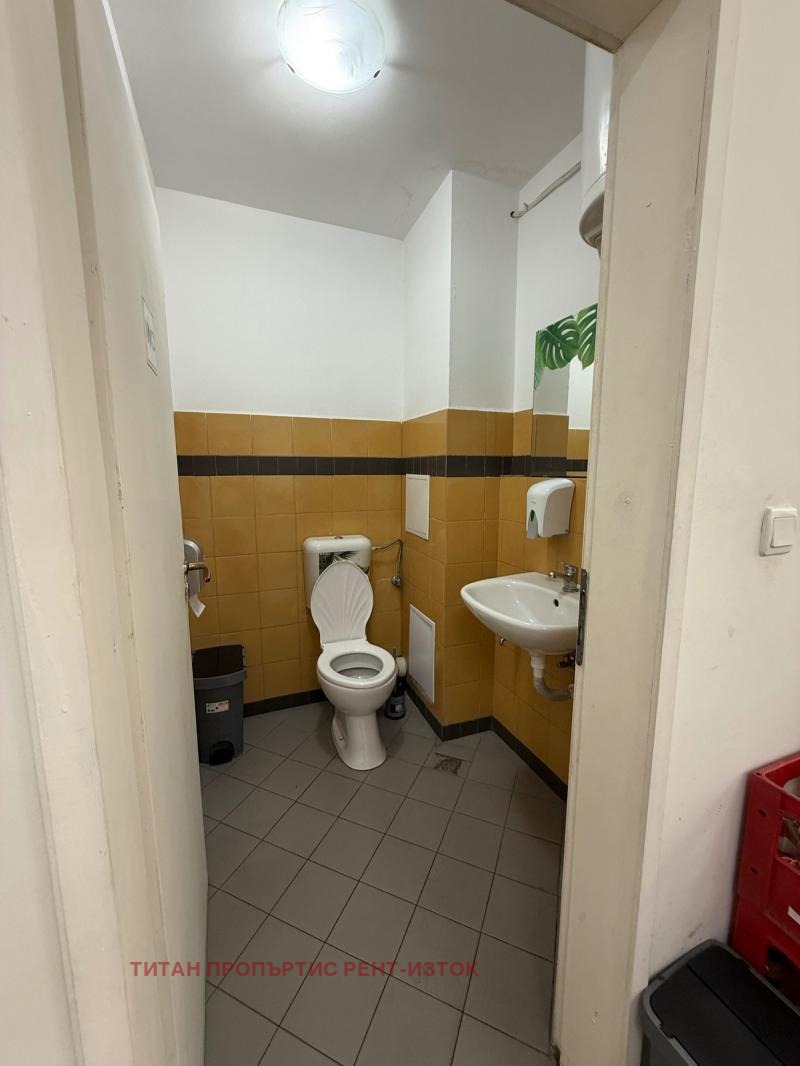 Продава  Магазин град Бургас , Център , 153 кв.м | 23080121 - изображение [4]
