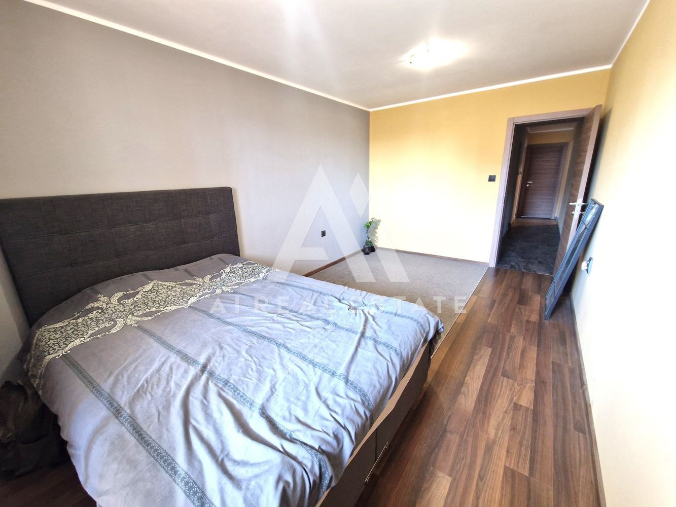 Продава 3-СТАЕН, гр. Плевен, Сторгозия, снимка 12 - Апартаменти - 56080427
