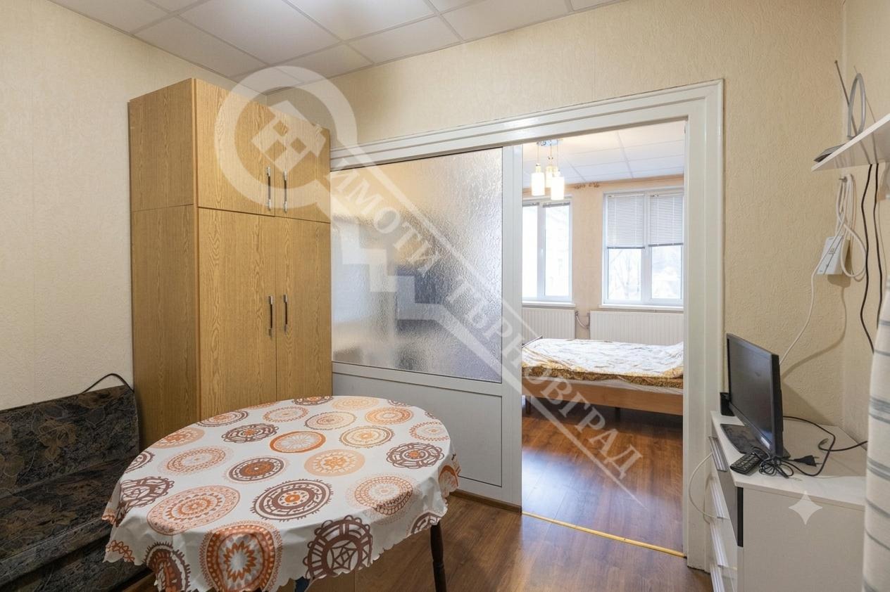 Продава 4-СТАЕН, гр. Велико Търново, Център, снимка 8 - Апартаменти - 55798337