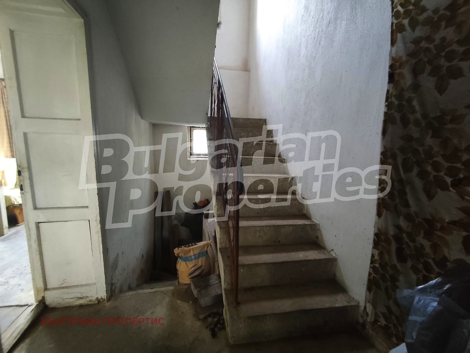 Продава КЪЩА, с. Голям извор, област Ловеч, снимка 3 - Къщи - 54746927