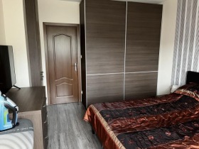 2 Schlafzimmer Jalta, Ruse 9