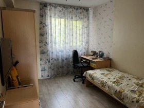 2 bedroom Yalta, Ruse 13