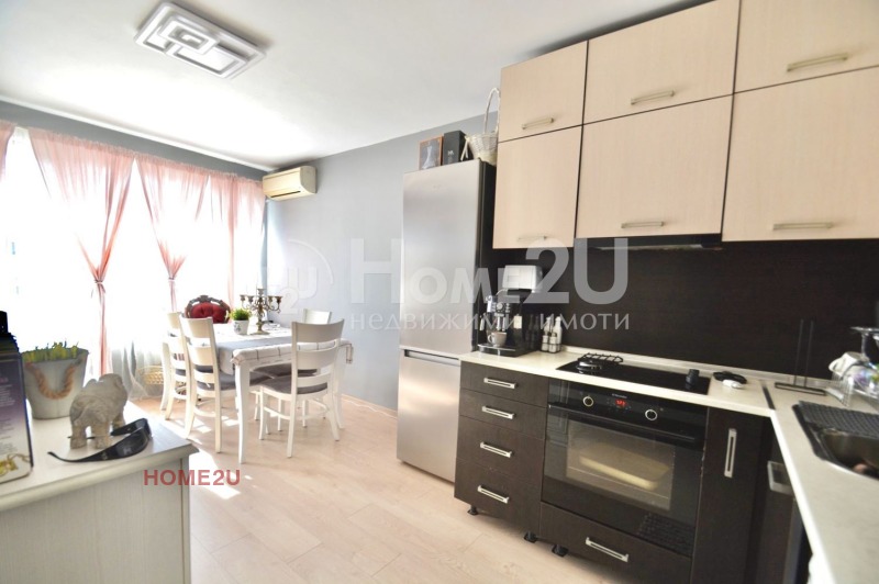 En venta  2 dormitorios Varna , Avtogara , 100 metros cuadrados | 46760357 - imagen [2]