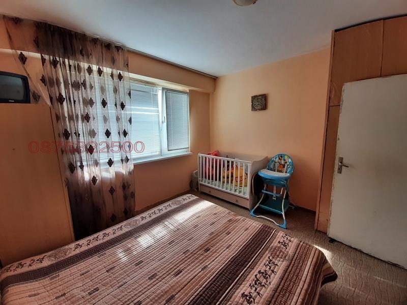 Продава 3-СТАЕН, гр. Велико Търново, Бузлуджа, снимка 5 - Апартаменти - 53249852