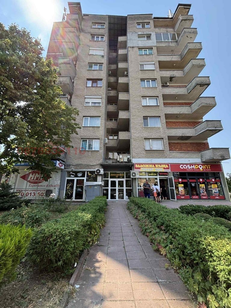 Продава 4-СТАЕН, гр. Велико Търново, Център, снимка 2 - Апартаменти - 52779117