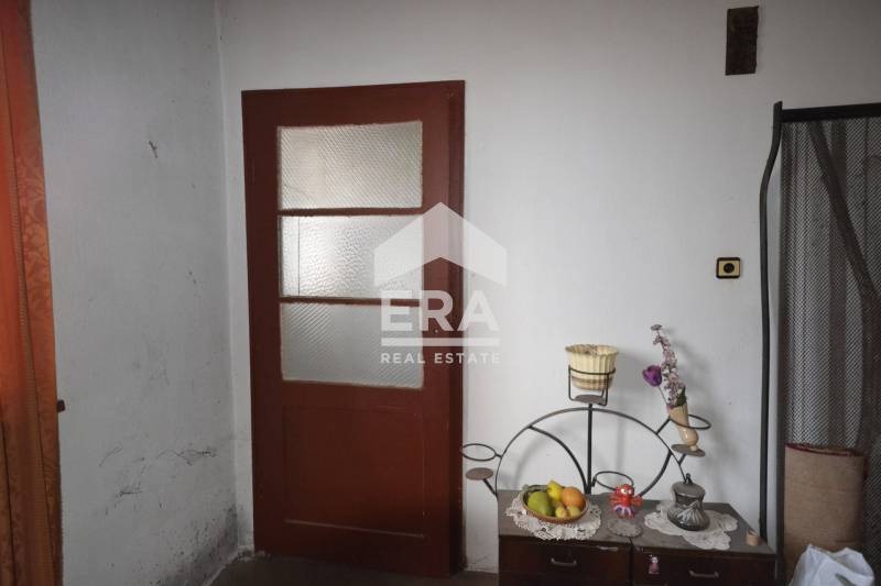 Продава  Етаж от къща град Хасково , Тракийски , 81 кв.м | 72285255 - изображение [5]