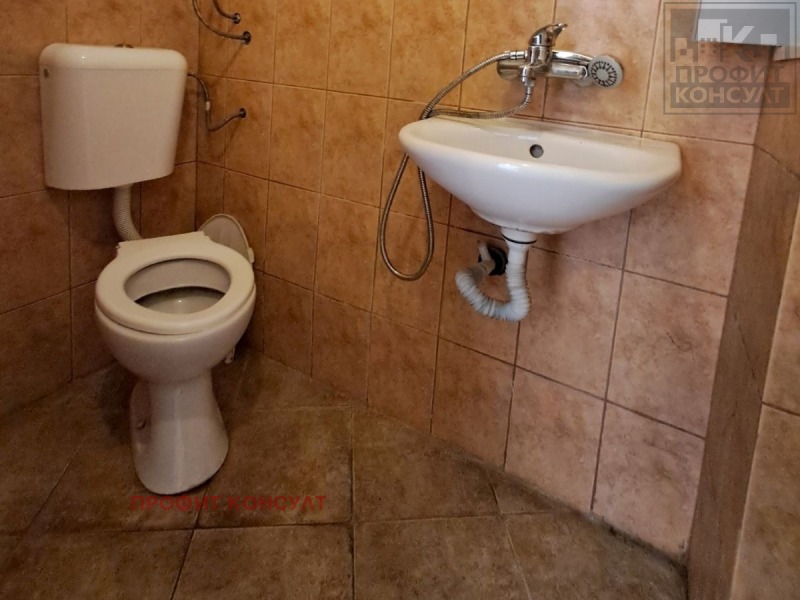 Продава МАГАЗИН, гр. Велико Търново, Акация, снимка 4 - Магазини - 52629042