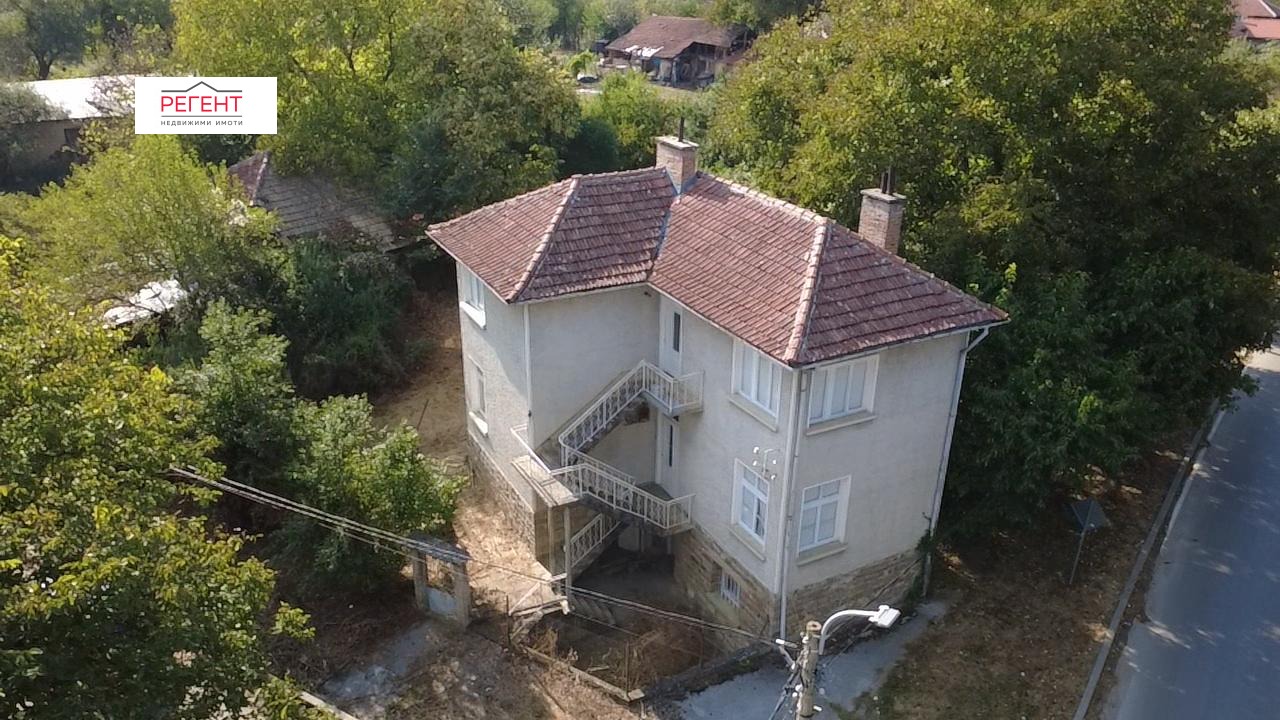Продава КЪЩА, с. Драгановци, област Габрово