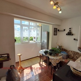 Studio Trendafil 2, Gabrovo