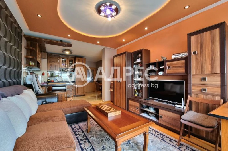 De vânzare  2 dormitoare Sofia , Razsadnica , 97 mp | 99313989 - imagine [6]
