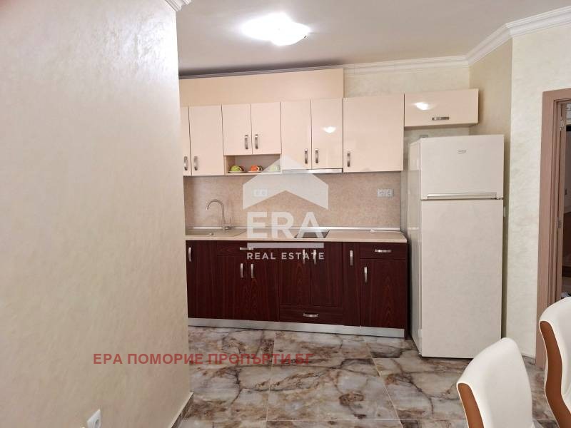 Продава 3-СТАЕН, гр. Поморие, област Бургас, снимка 2 - Апартаменти - 53995107