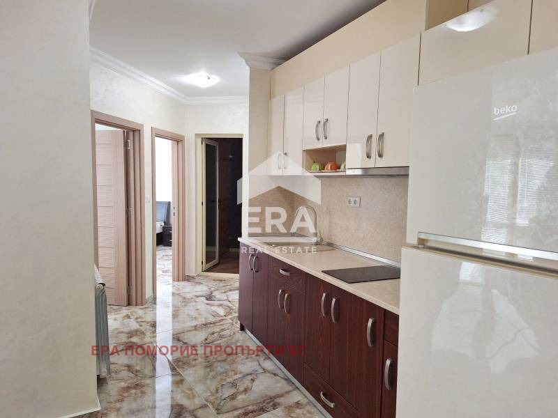 Продава 3-СТАЕН, гр. Поморие, област Бургас, снимка 2 - Апартаменти - 53995107