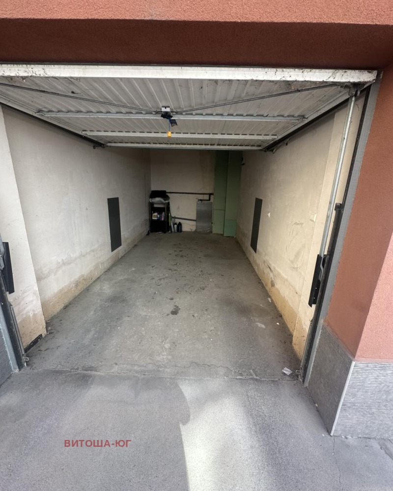 Продава ГАРАЖ, ПАРКОМЯСТО, гр. София, Овча купел, снимка 4 - Гаражи и паркоместа - 52475699