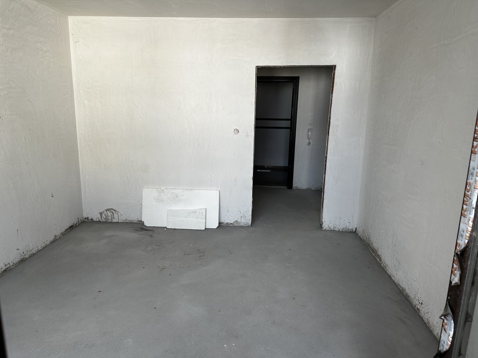 Продава 2-СТАЕН, гр. Кърджали, Възрожденци, снимка 4 - Апартаменти - 54977017