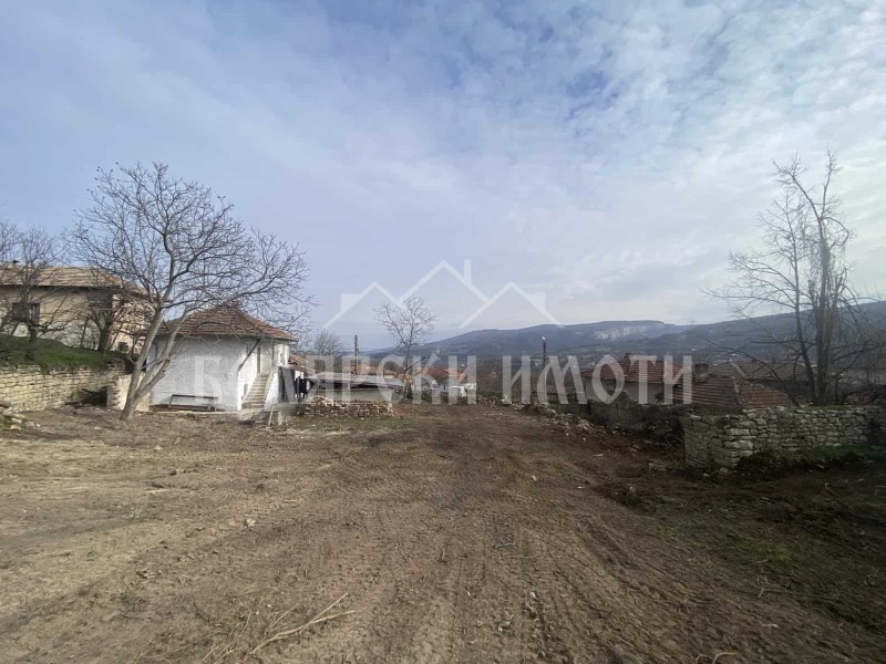 Продава КЪЩА в област Велико Търново, с. Самоводене - 114 кв.м / 72 500 € » 141 797.68 лв., БОЛЯРСКИ ИМОТИ