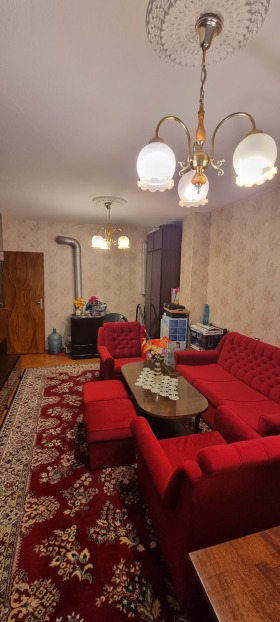 2 slaapkamers Abitrus, Razgrad 4