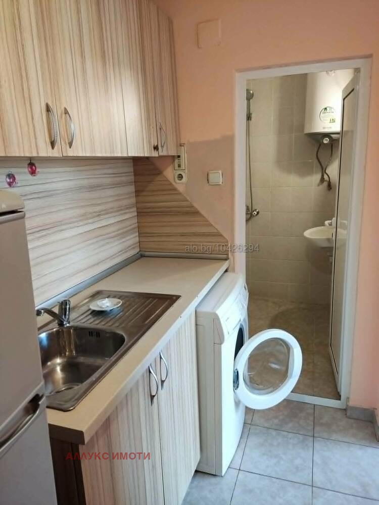 Продава 2-СТАЕН, гр. Русе, Център, снимка 2 - Апартаменти - 54811351