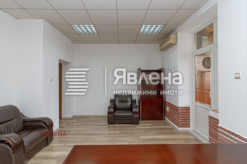 De vânzare  3 dormitoare Sofia , Țentâr , 140 mp | 33064669 - imagine [5]