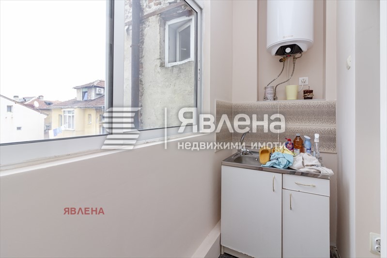 Продава 4-СТАЕН, гр. София, Център, снимка 12 - Aпартаменти - 47185088