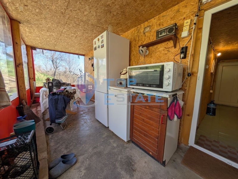 Продава КЪЩА, с. Длъжка поляна, област Търговище, снимка 7 - Къщи - 49616762