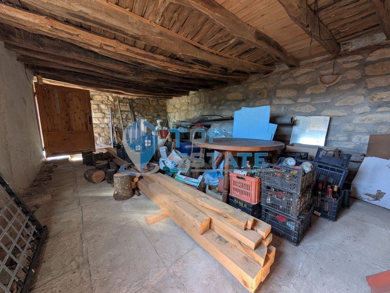 Продава КЪЩА, с. Длъжка поляна, област Търговище, снимка 6 - Къщи - 49616762