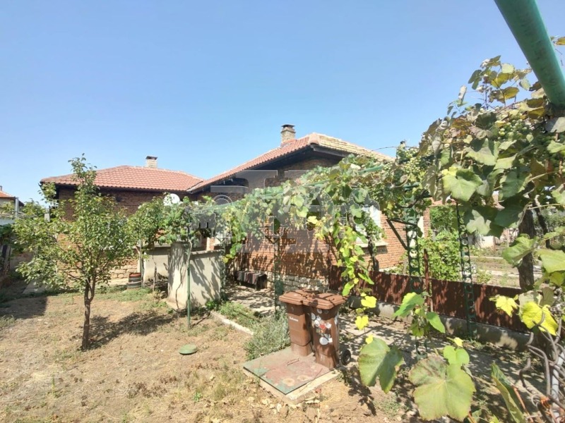Продава КЪЩА, област Добрич, гр. Генерал Тошево • 69000 лв. • 32152430 — Holmes.bg
