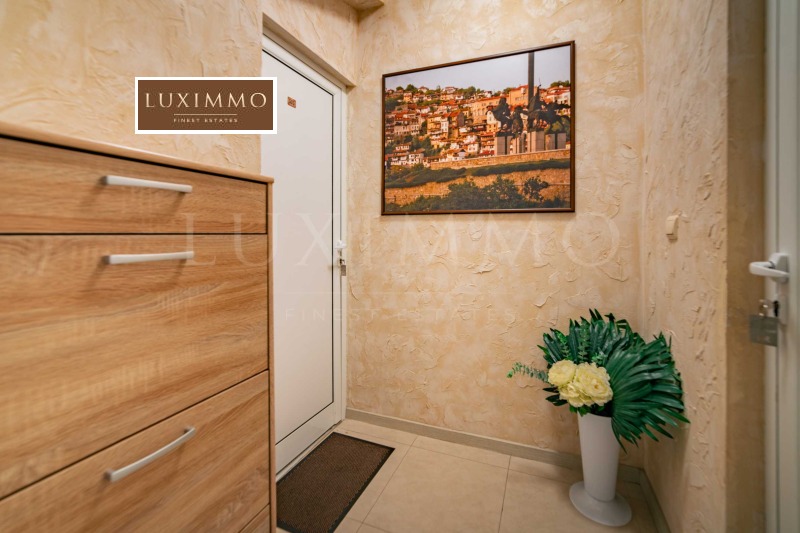 In vendita  Casa Veliko Tarnovo , Sveta gora , 819 mq | 21715808