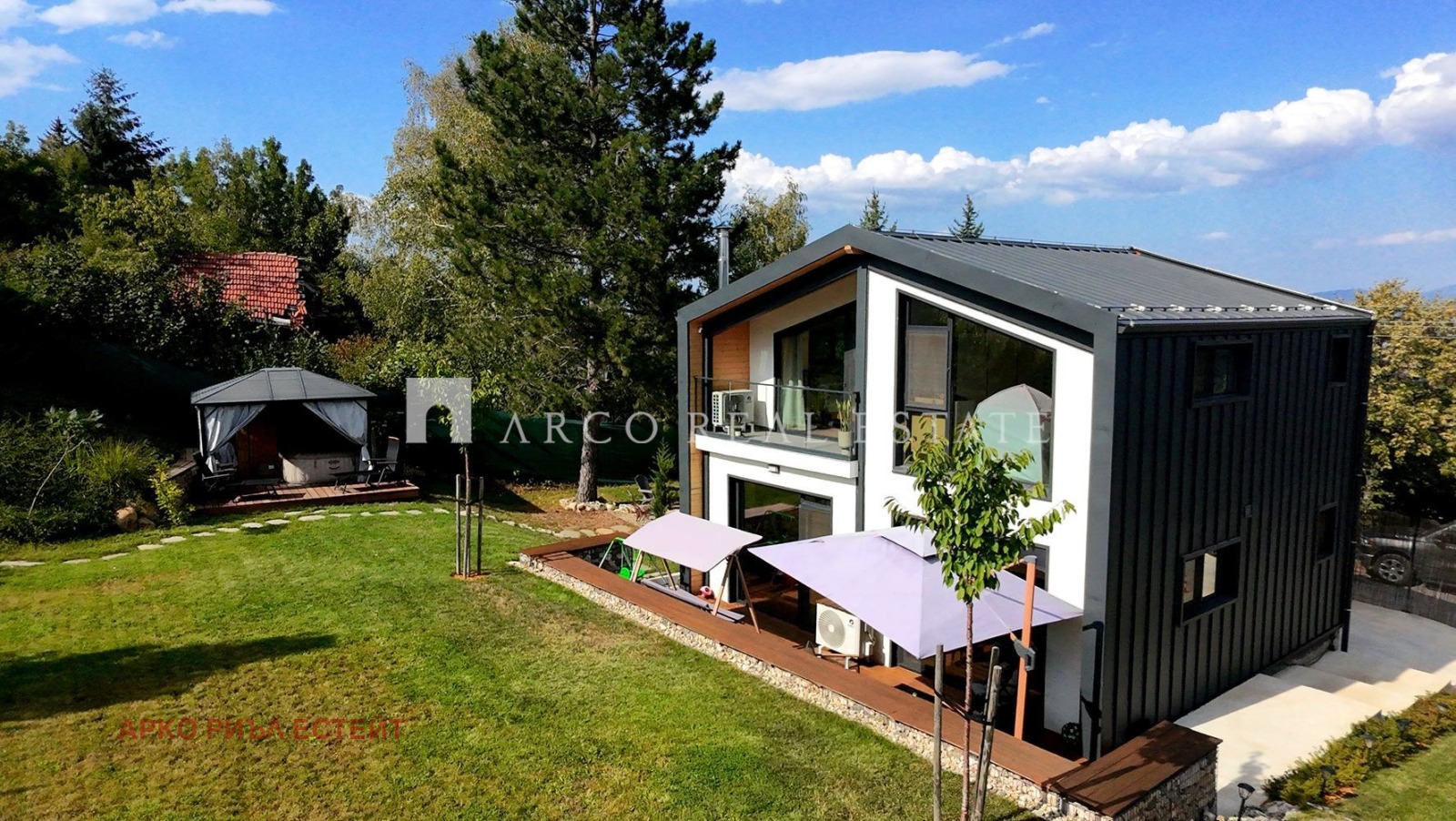 Продава КЪЩА, гр. София, с. Бистрица