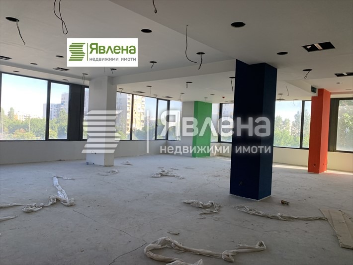 À vendre  Bureau Sofia , Lyulin 7 , 1183 m² | 49804184