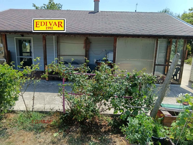 Продава КЪЩА, с. Хаджи Димитър, област Добрич, снимка 8 - Къщи - 52509461