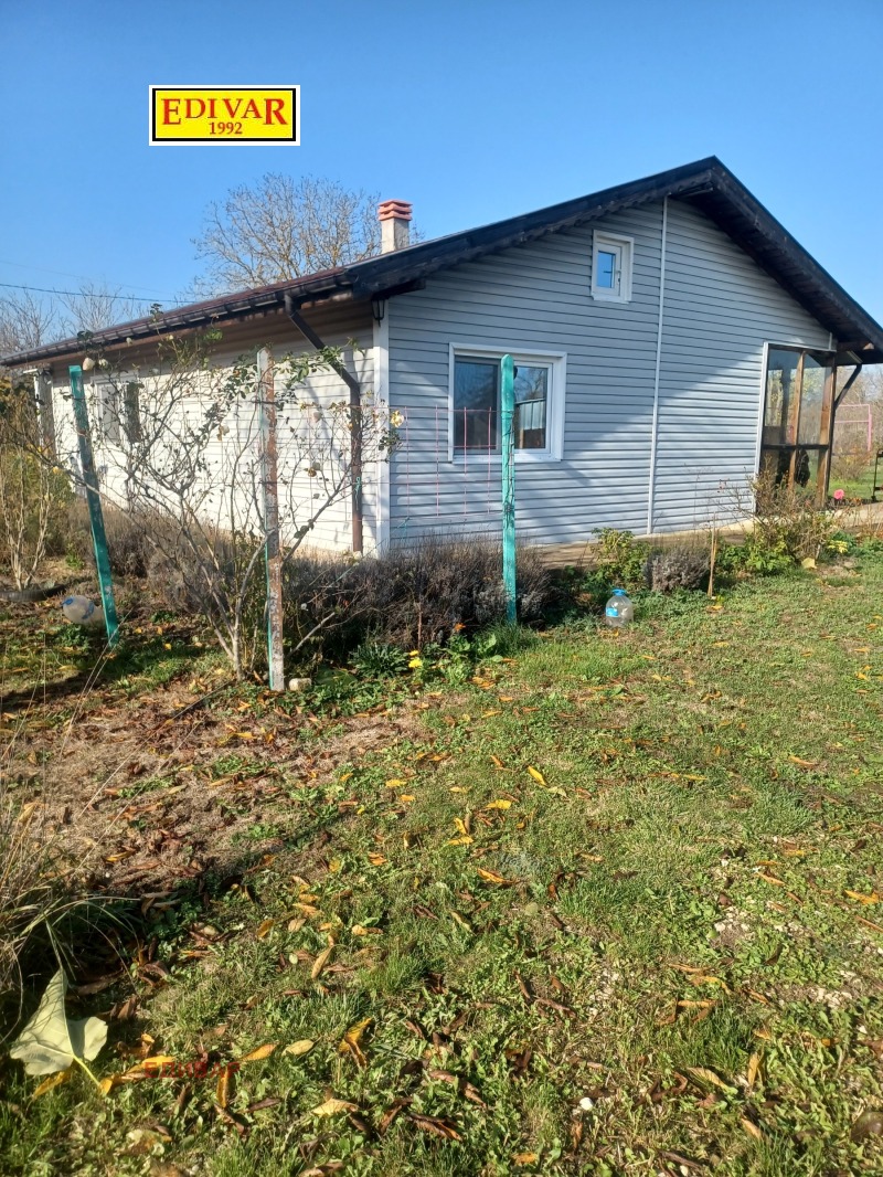 Продава КЪЩА, с. Хаджи Димитър, област Добрич, снимка 7 - Къщи - 52509461